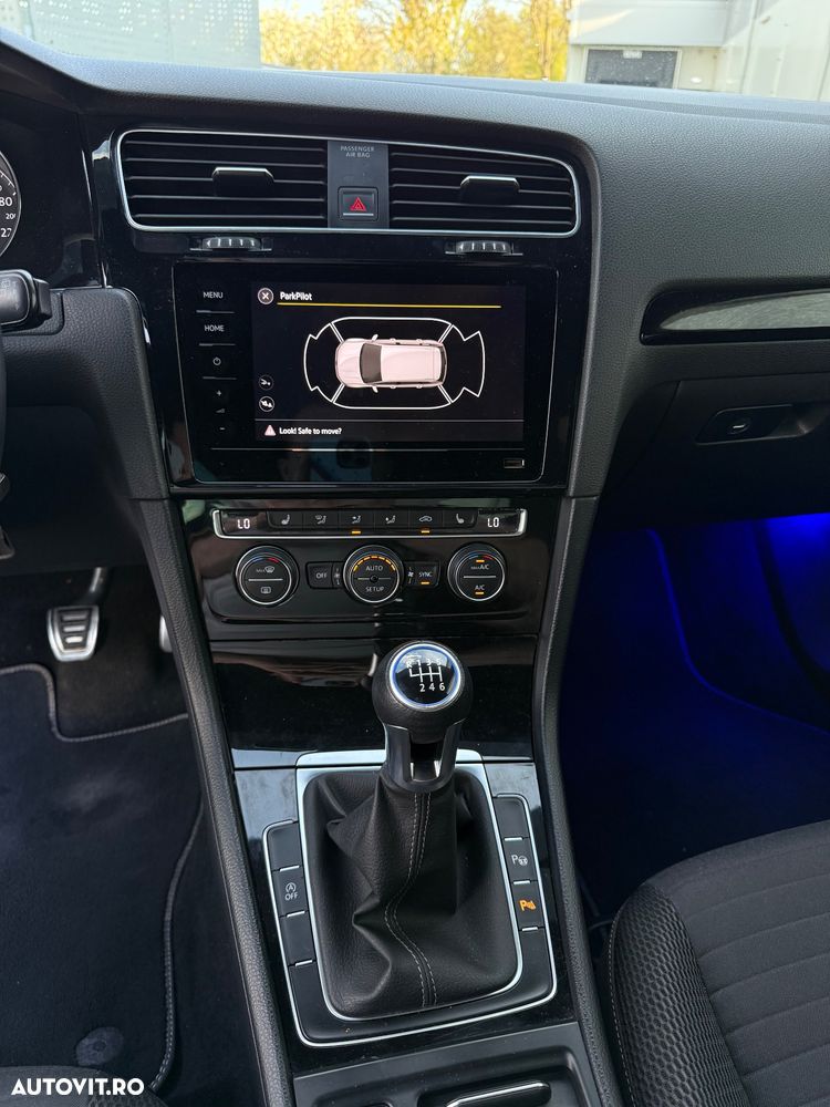 Volkswagen Golf 2.0 BlueTDI Cup - 9