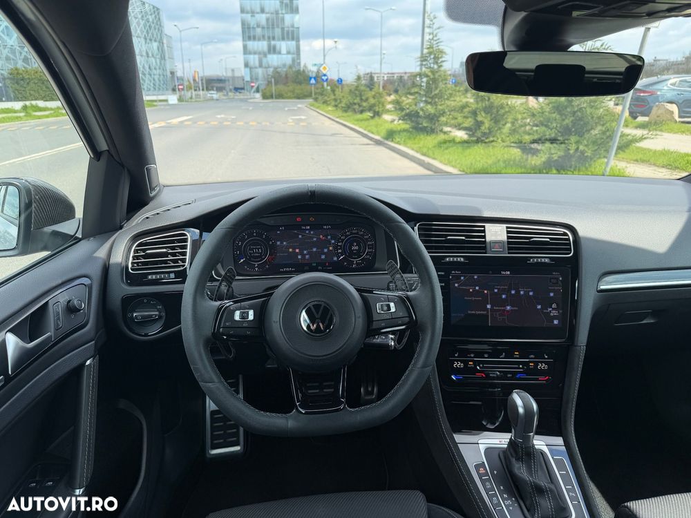 Volkswagen Golf 2.0 TSI DSG R - 16