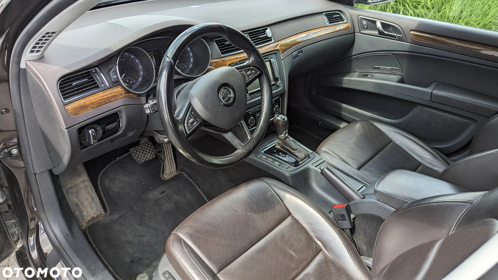 Skoda Superb 2.0 TDI 4x4 L&K DSG - 6