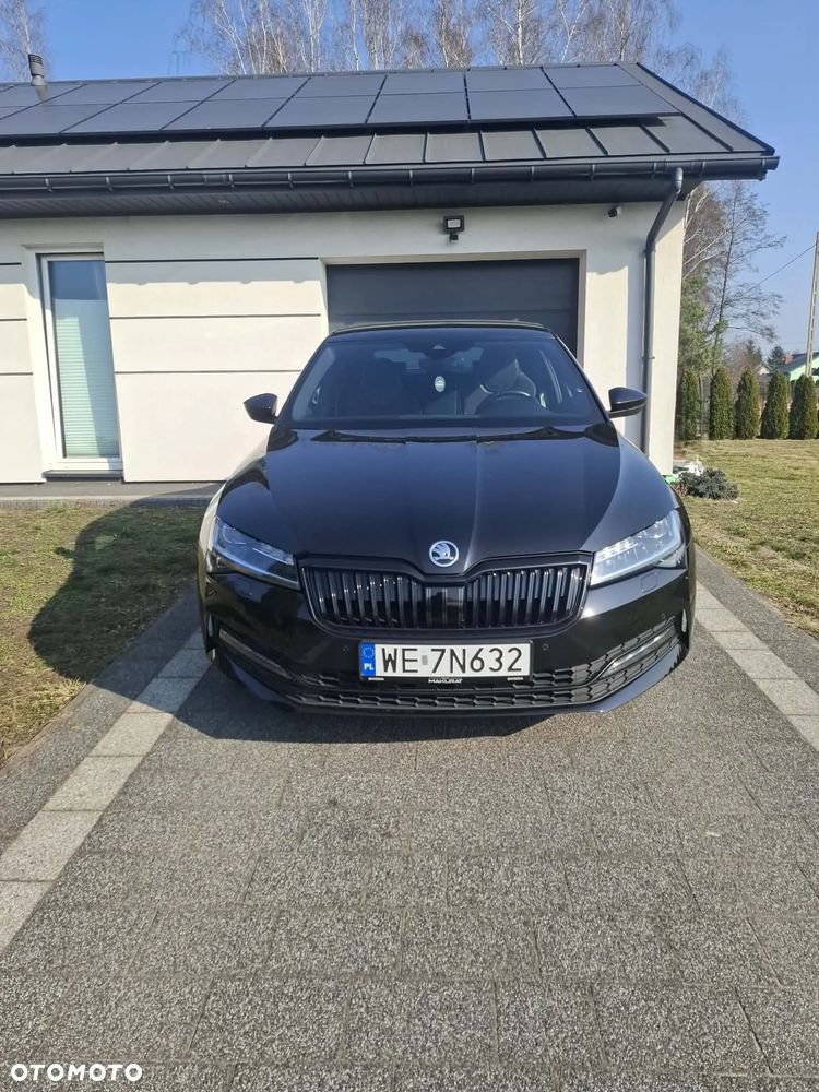 Skoda Superb 1.5 TSI Sportline DSG - 5