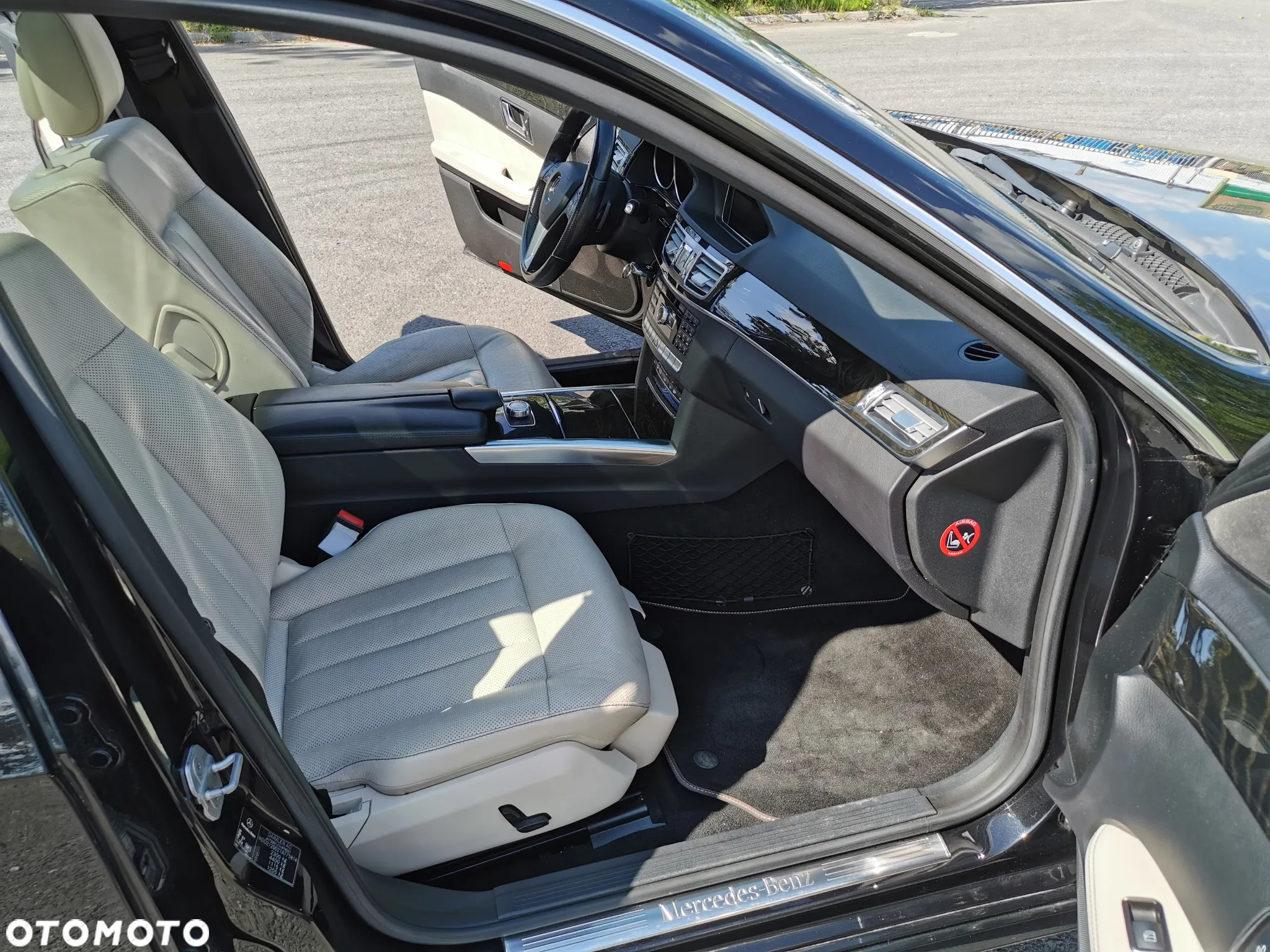 Mercedes-Benz Klasa E 220 BlueTEC 7G-TRONIC Avantgarde - 24