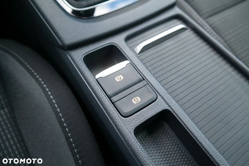 Skoda Octavia 1.5 TSI Selection - 34