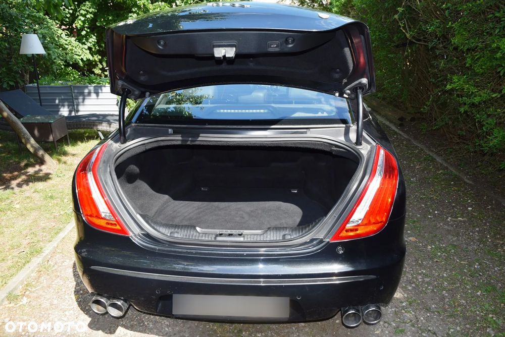 Jaguar XJ 3.0 D V6 Luxury - 13