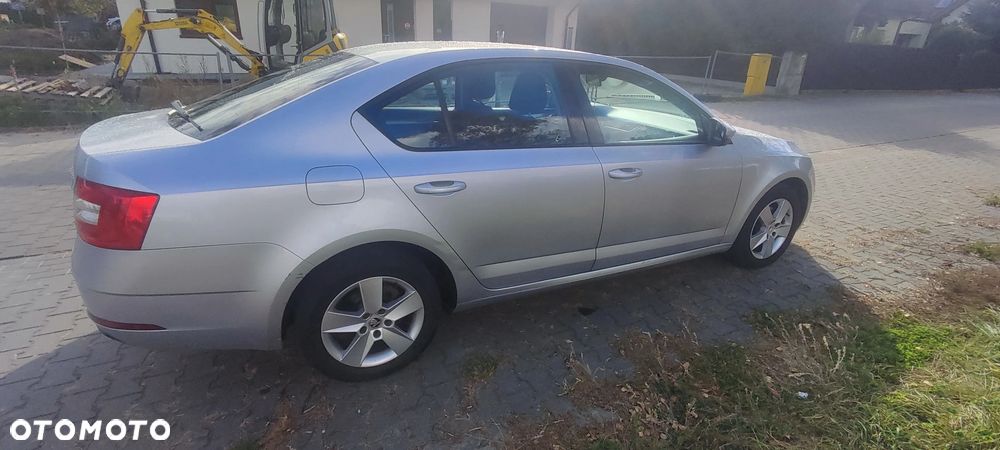 Skoda Octavia - 2