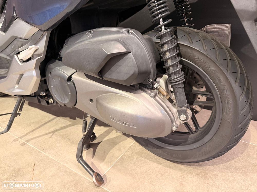 Honda Forza 300 - 6