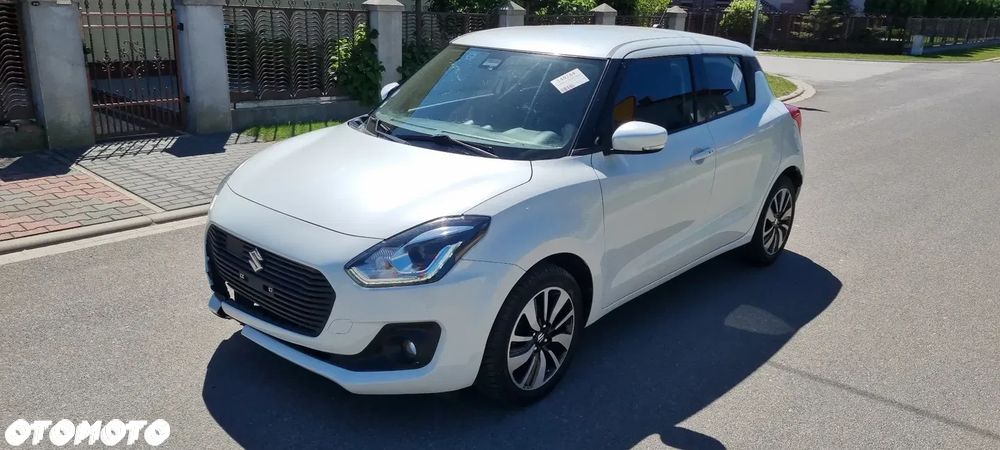 Suzuki Swift 1.0 Boosterjet (SHVS) Hybrid Comfort+ - 1