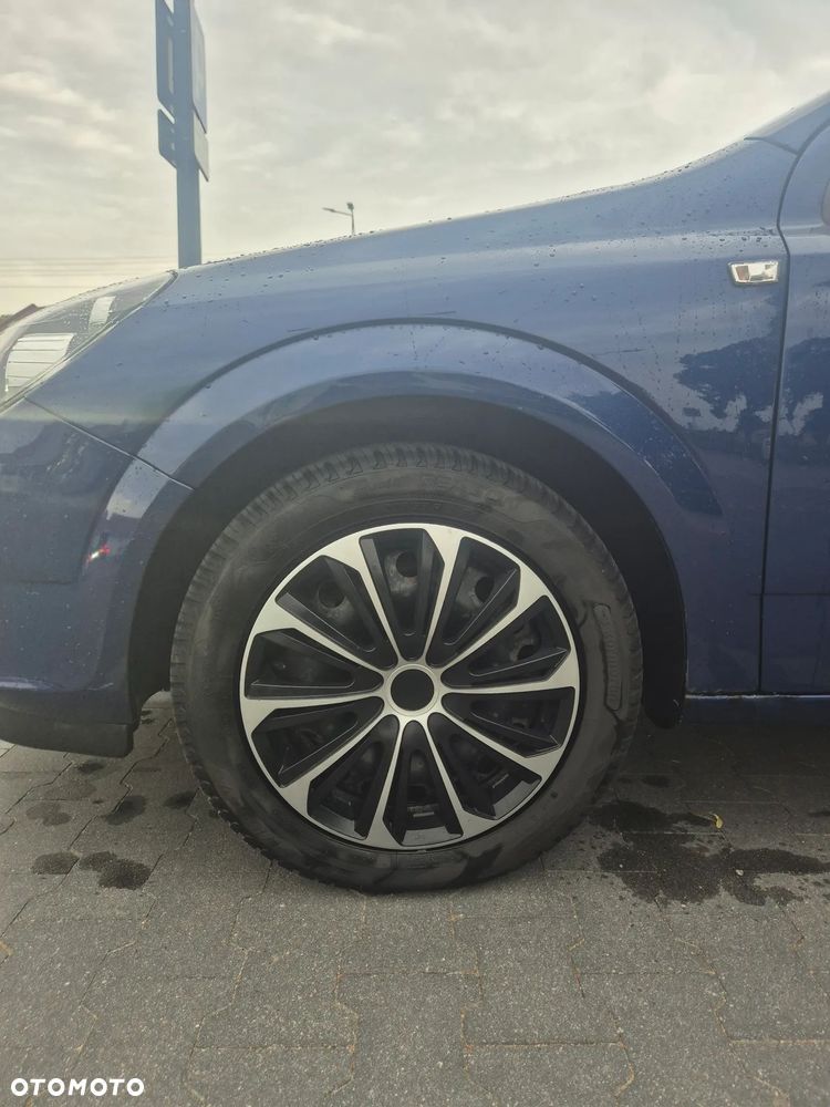 Opel Astra 1.9 CDTI DPF - 9