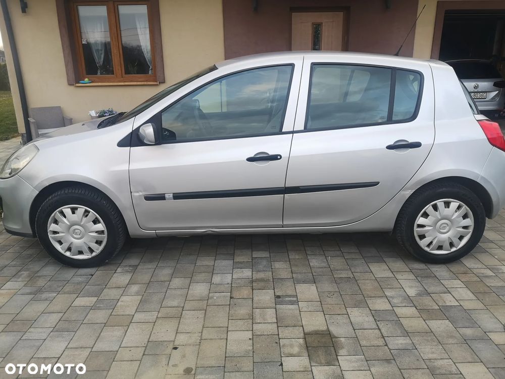 Renault Clio - 3