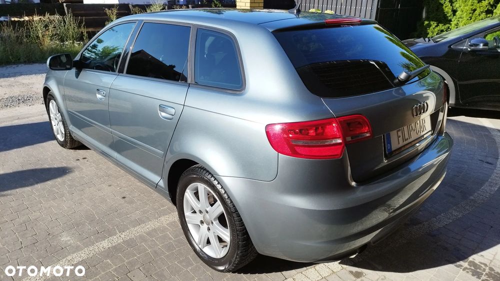 Audi A3 Sportback 2.0 TDI DPF Attraction - 8