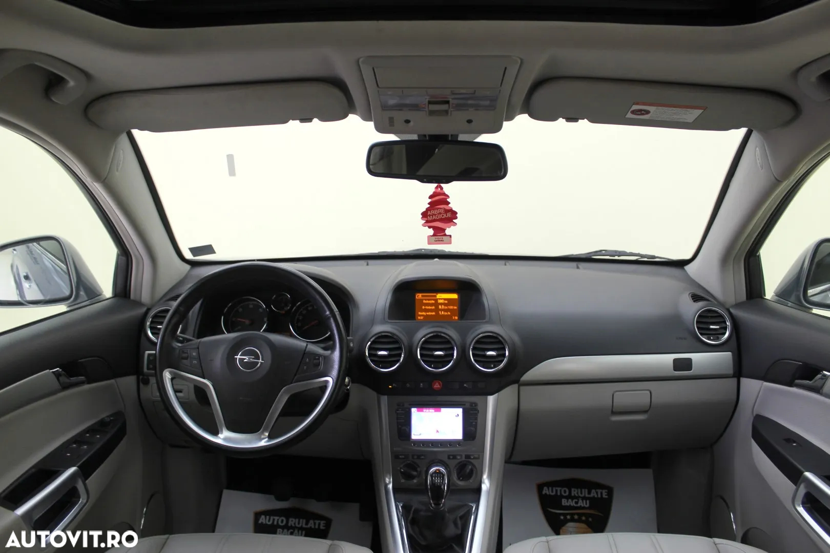 Opel Antara 2.2 CDTI 4x4 Design Edition - 8