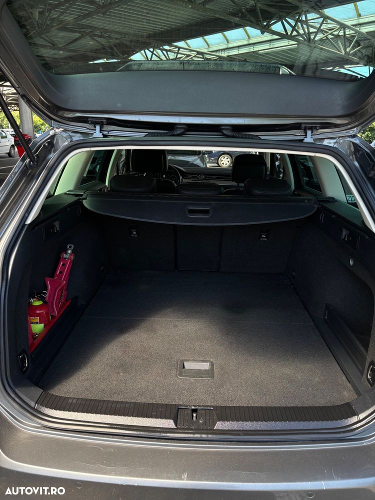 Volkswagen Passat 1.6 TDI SCR DSG Business - 27