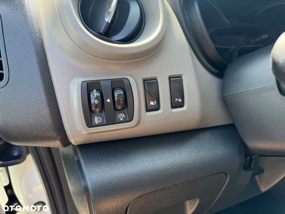 Renault Trafic - 38