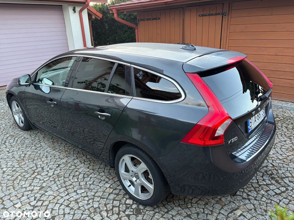 Volvo V60 T5 Summum - 7