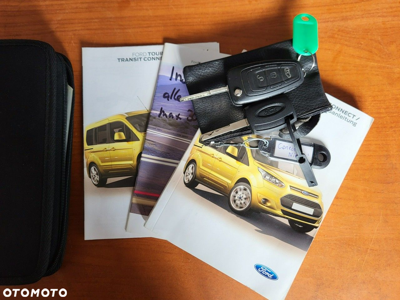 Ford Transit Connect - 36