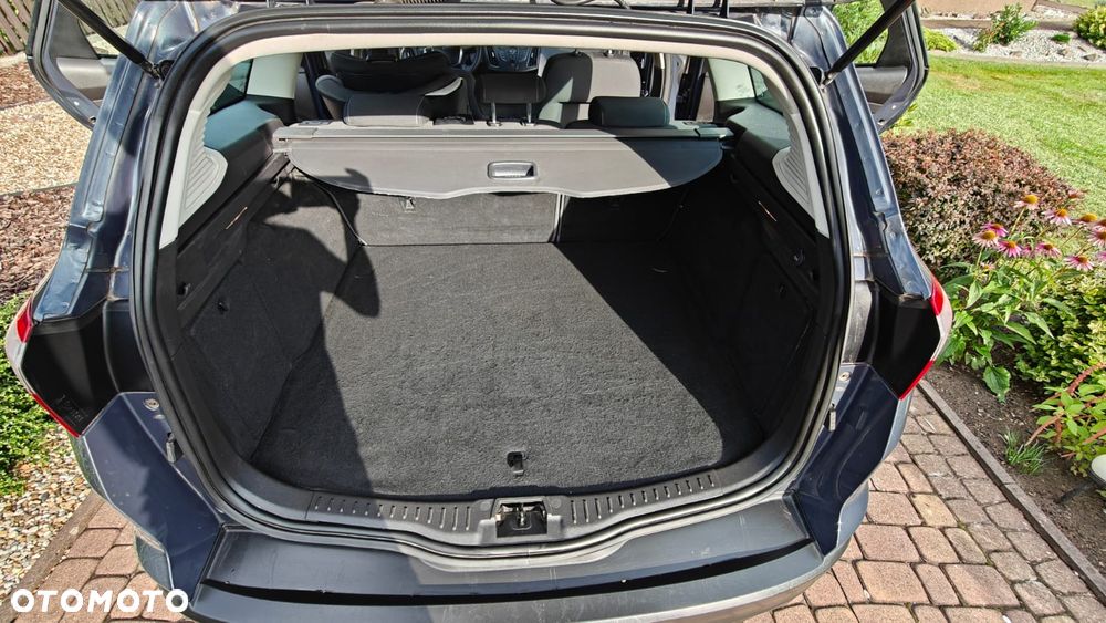 Ford Focus 1.6 Trend - 9