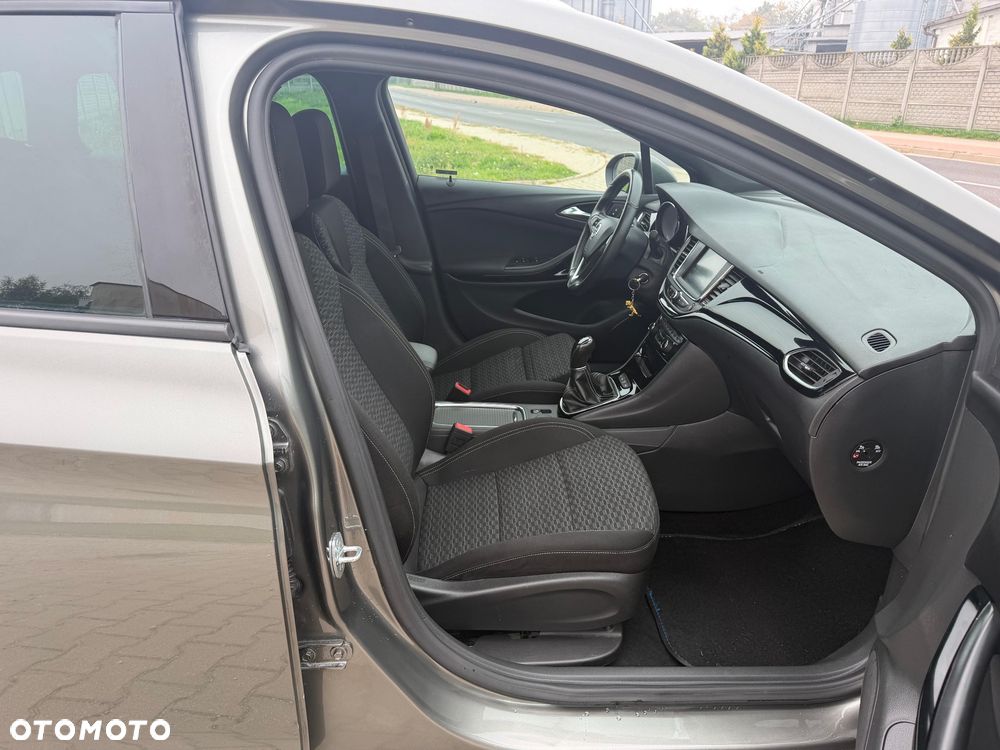 Opel Astra 1.4 Turbo Dynamic - 25