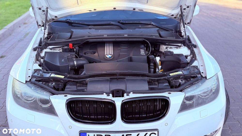 BMW Seria 3 320d - 12
