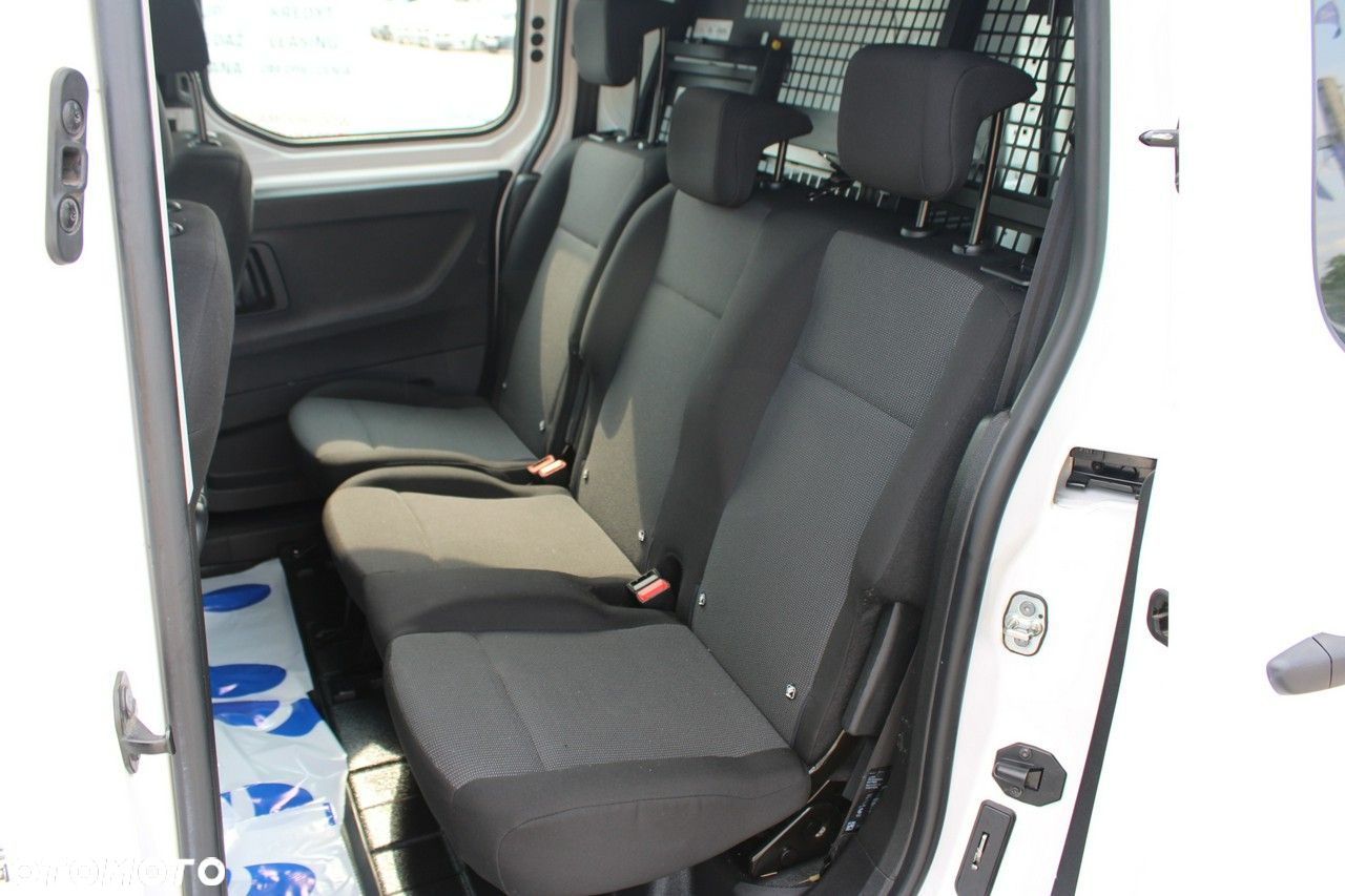 Toyota Proace City - 15