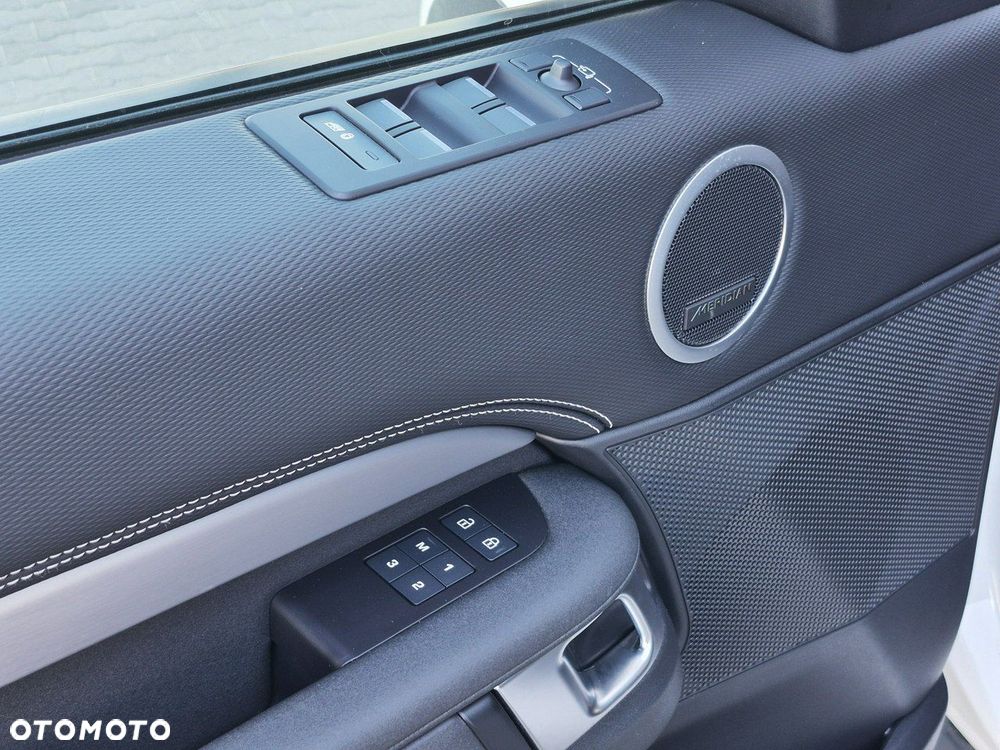 Land Rover Discovery 3.0 D250 mHEV Dynamic SE - 20