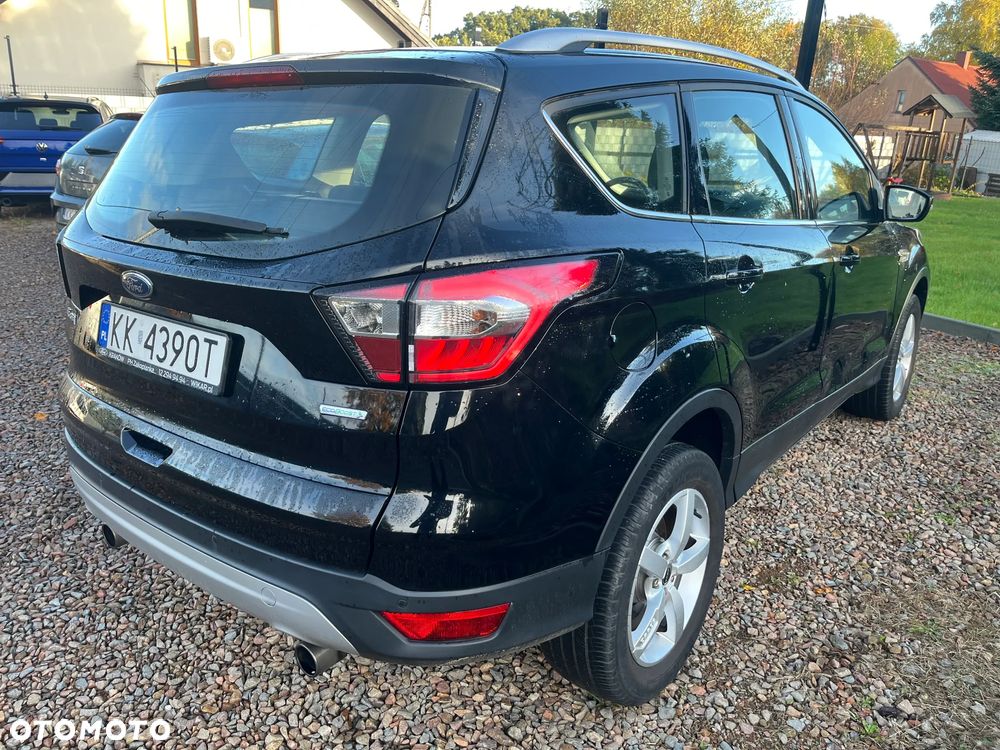 Ford Kuga - 4
