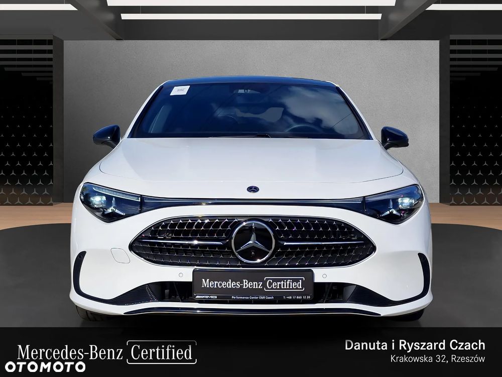 Mercedes-Benz CLA 200 mHEV 8G-DCT - 9