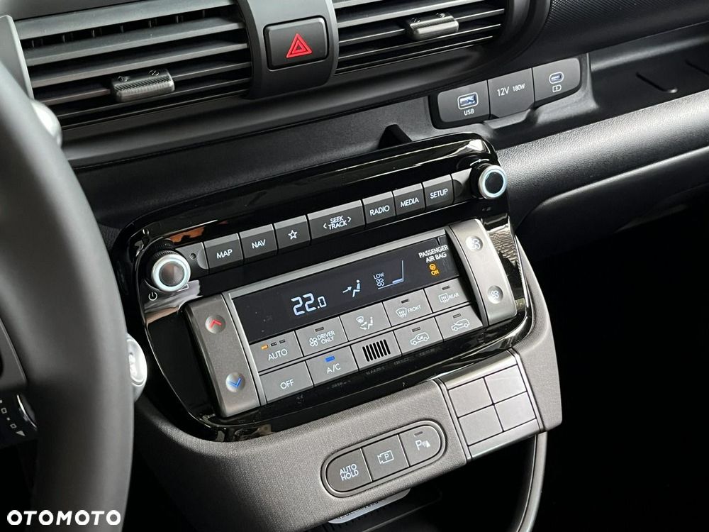Hyundai Inster - 11