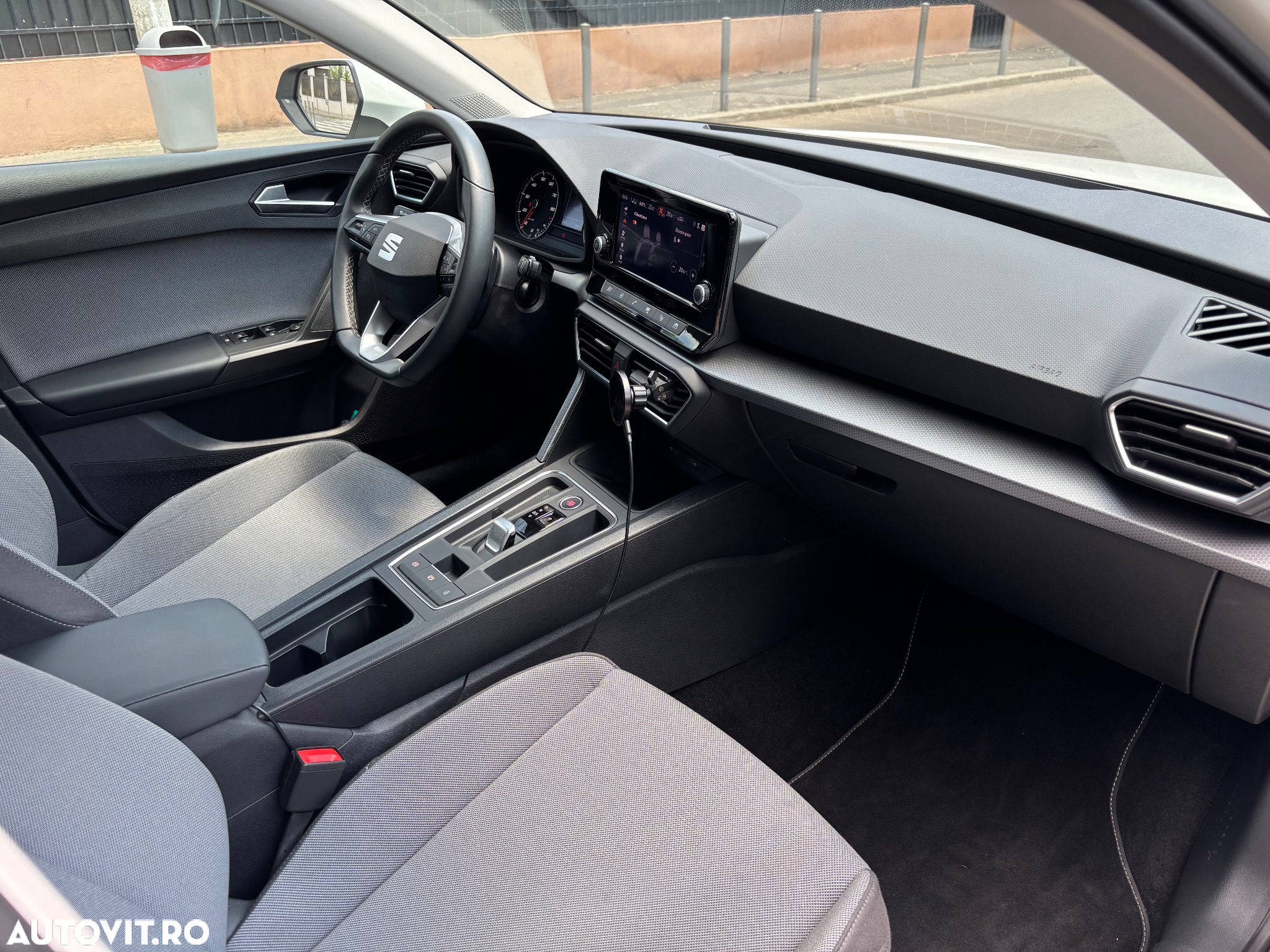 Seat Leon ST 1.0 ETSI mHEV DSG7 Style - 8