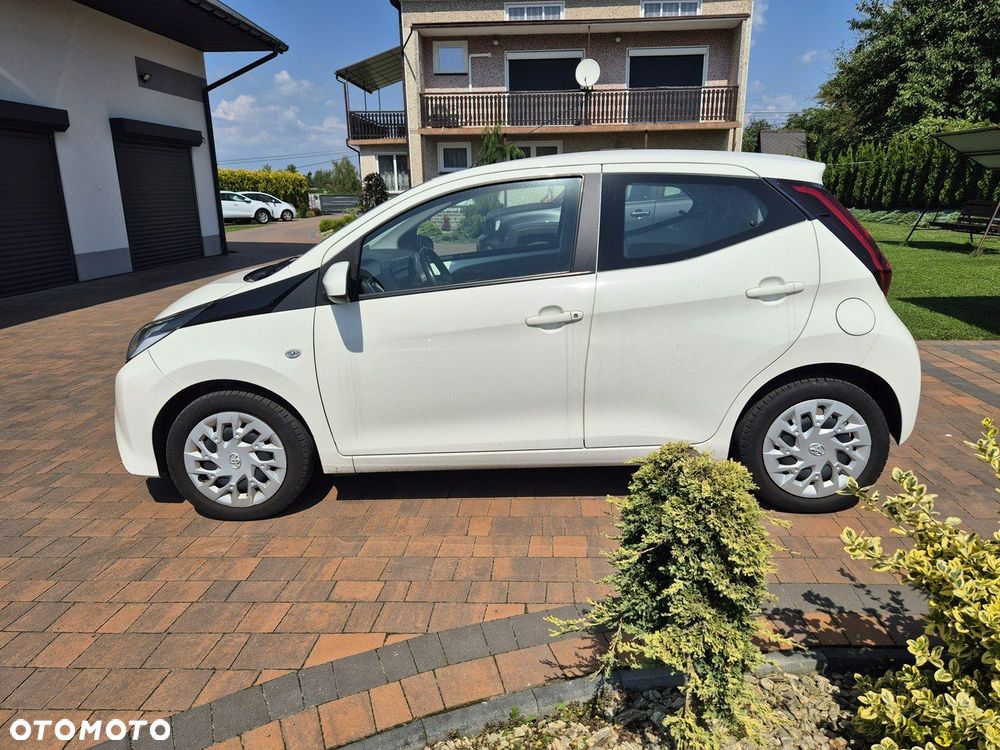 Toyota Aygo x-play - 8
