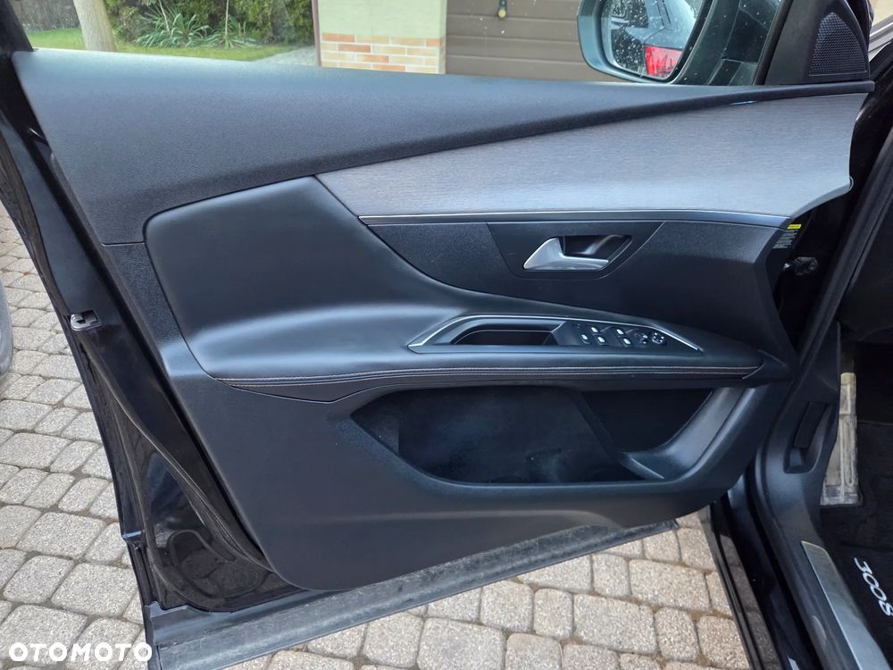 Peugeot 3008 BlueHDi 180 Stop & Start EAT6 GT - 14