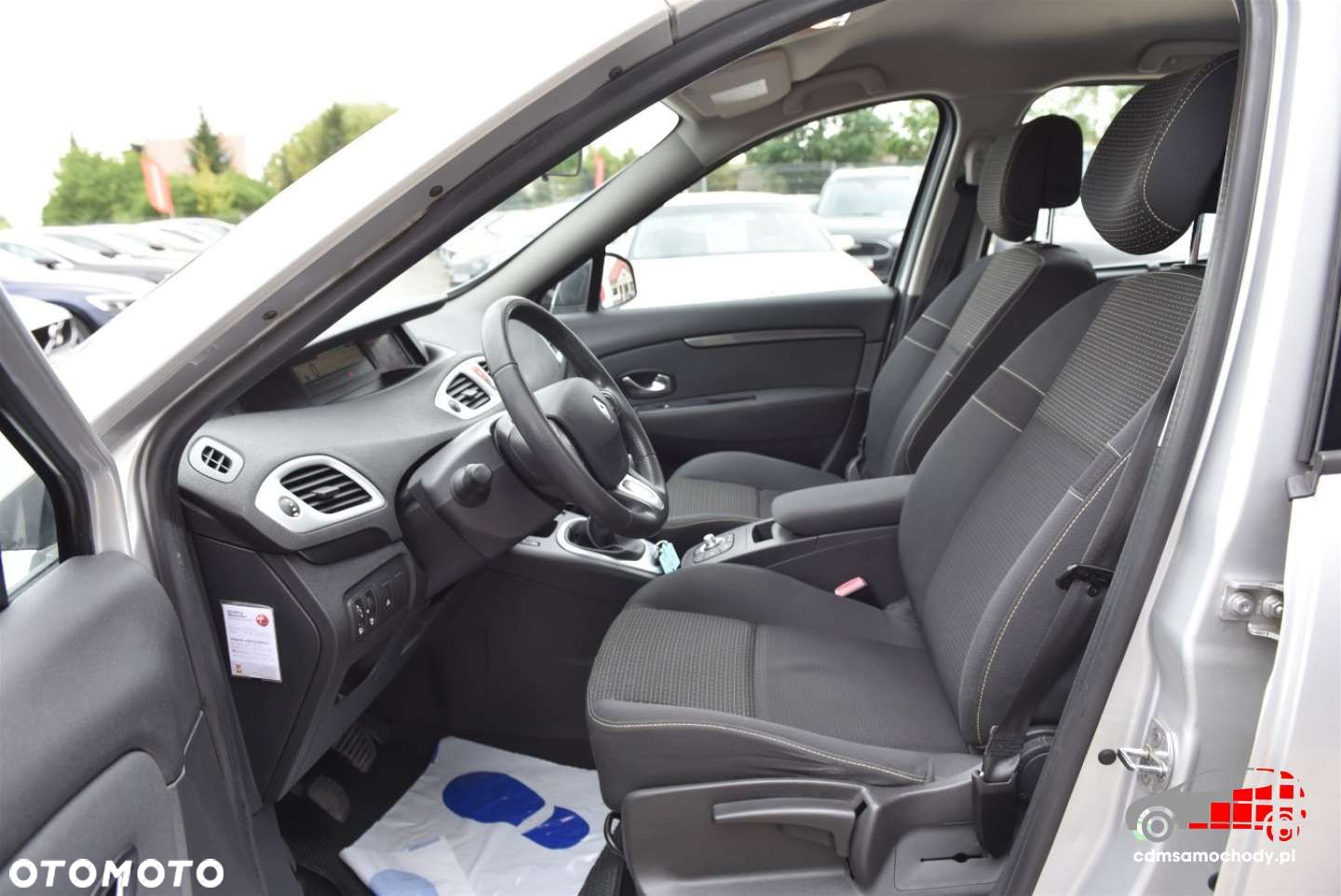 Renault Scenic - 13