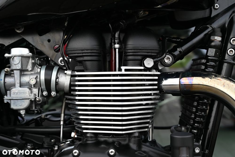 Triumph Speedmaster - 31