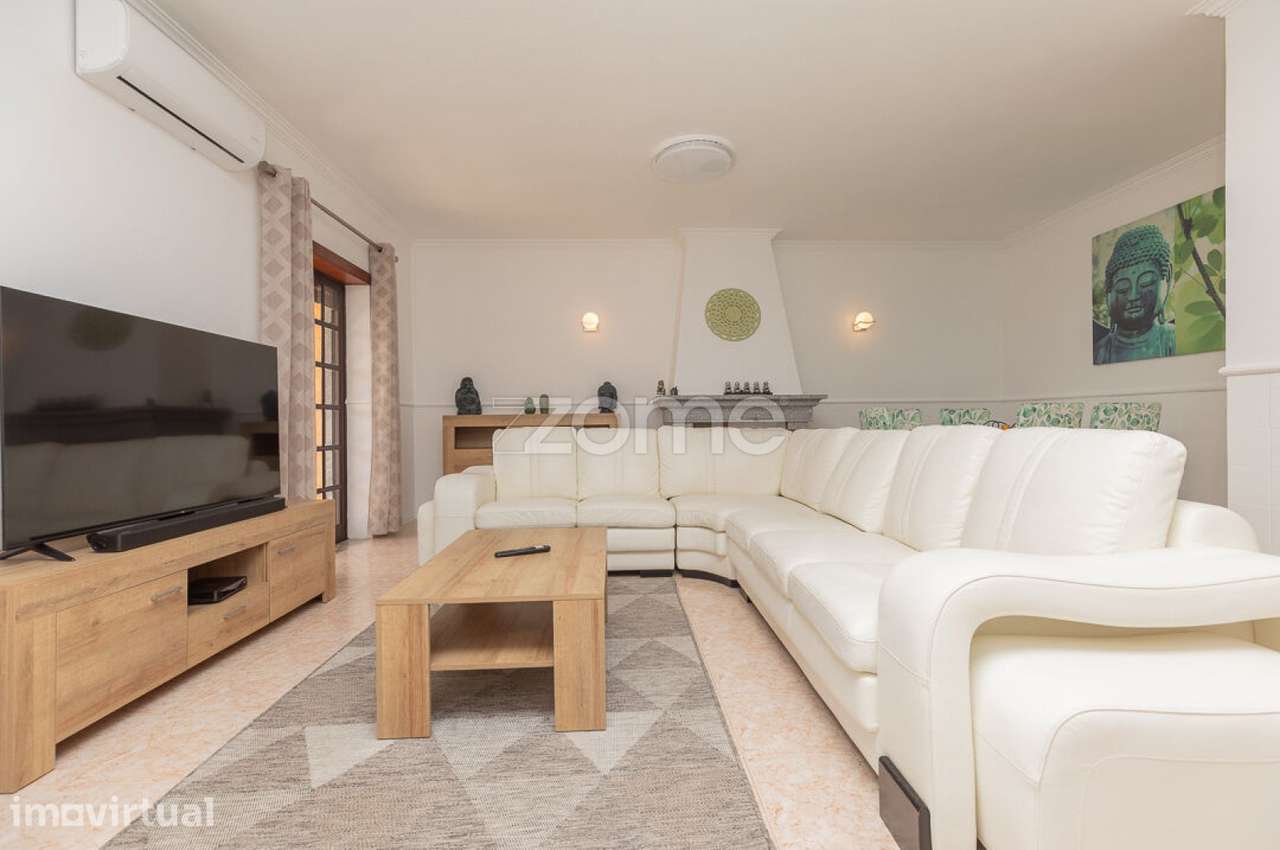 Moradia T5+1 com Garagem e Terreno nas Secarias- Arganil - Grande imagem: 4/32