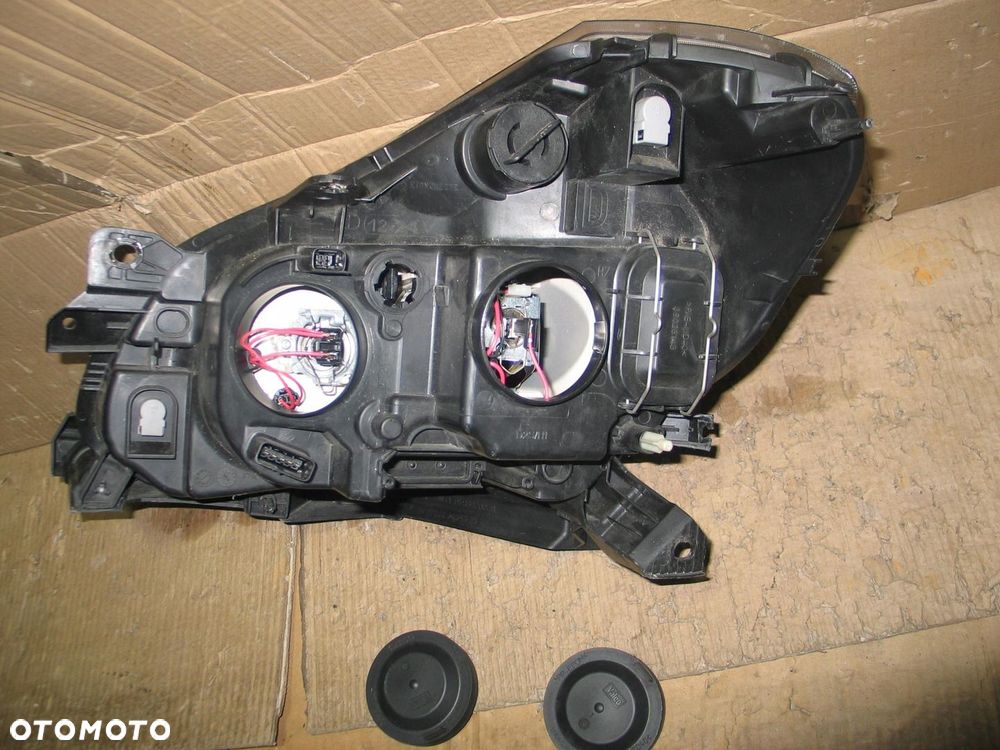 Lampa przod renault clio 3 III 05-12r. 8200261612 europa - 12