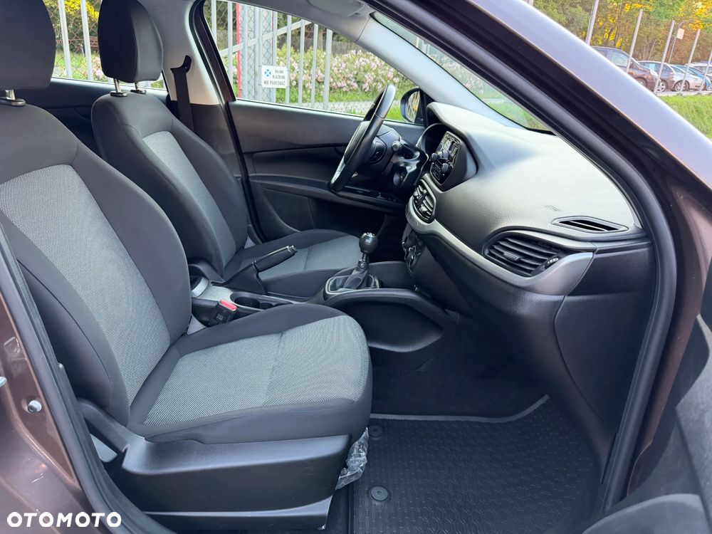 Fiat Tipo 1.4 16v Easy EU6d - 15