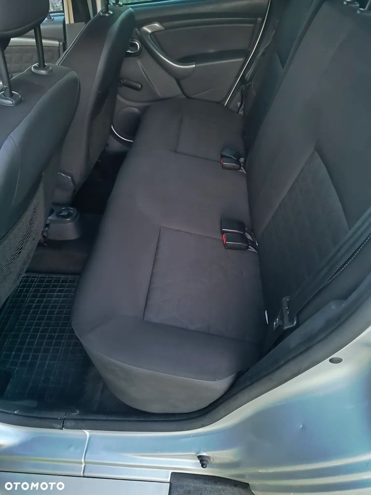 Dacia Duster 1.6 Blackstorm - 15