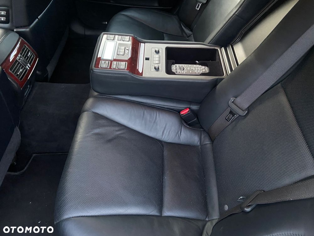 Lexus LS 460 Prestige - 2