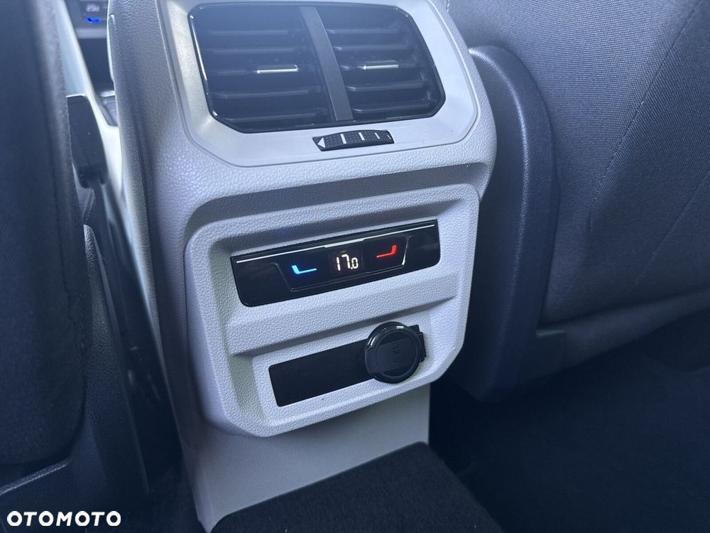 Volkswagen Tiguan - 39