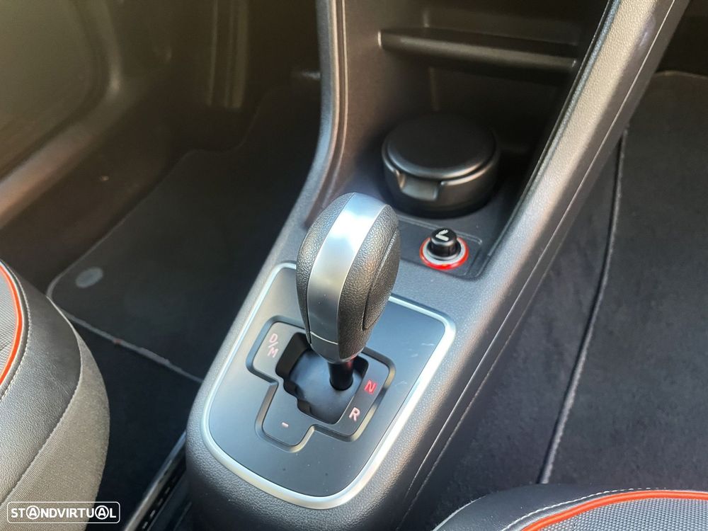 VW Up! 1.0 Groove Auto - 25