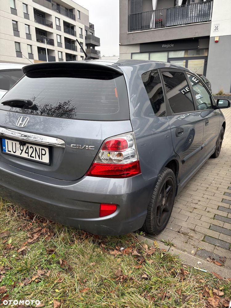 Honda Civic 1.4i LS - 5
