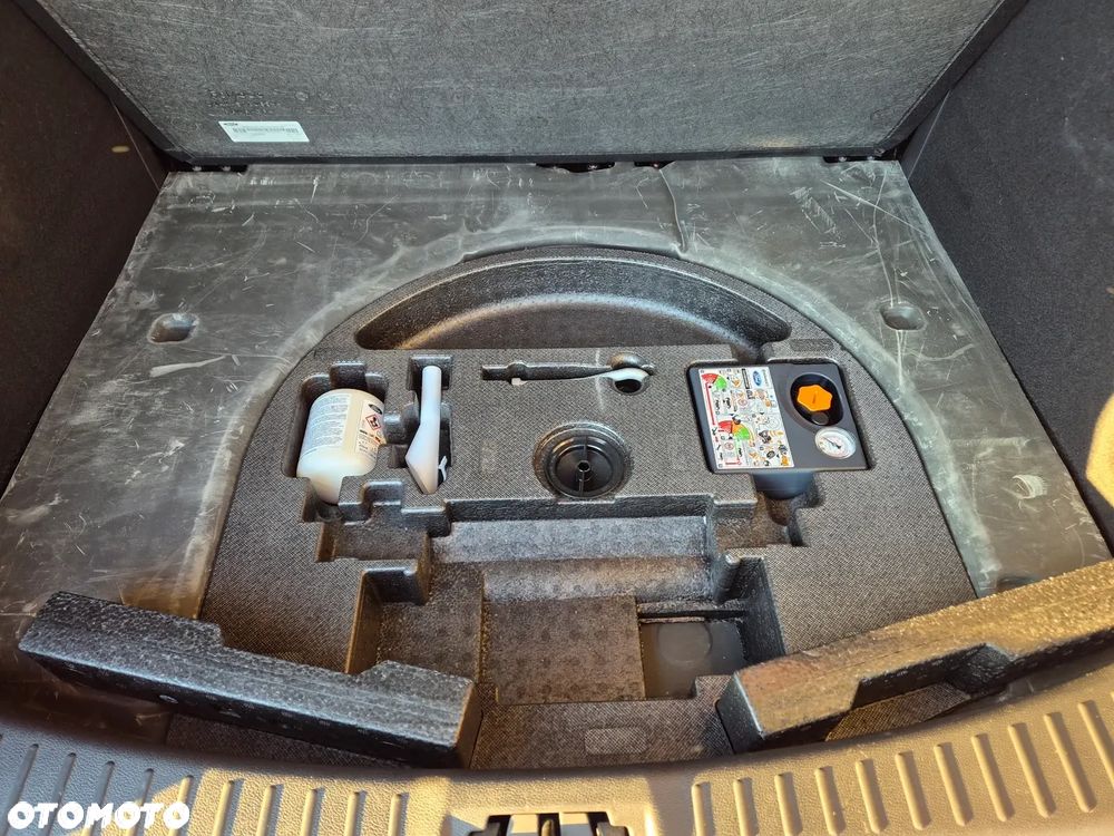 Ford Kuga 1.5 EcoBoost 4x4 ST-Line - 16