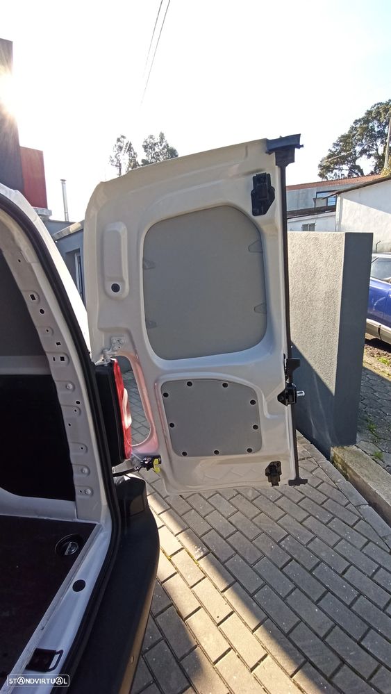 Citroën 950 BLUEHDI 100 S&S BVM6 - 21