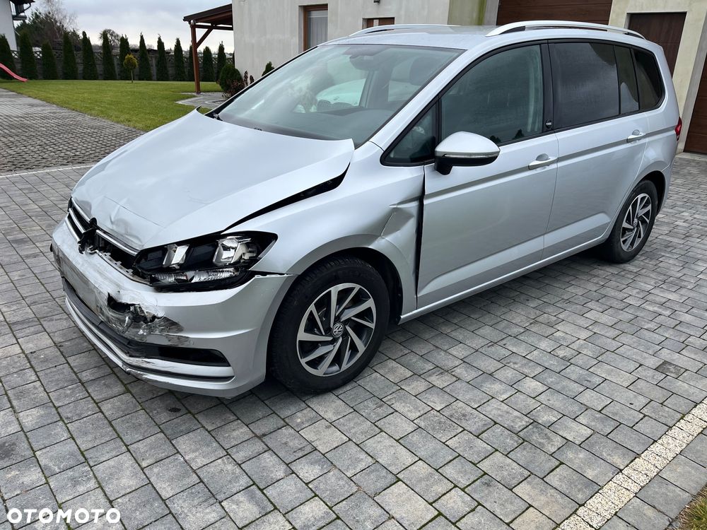 Volkswagen Touran 1.6 TDI SCR BlueMotion Technology Comfortline - 2