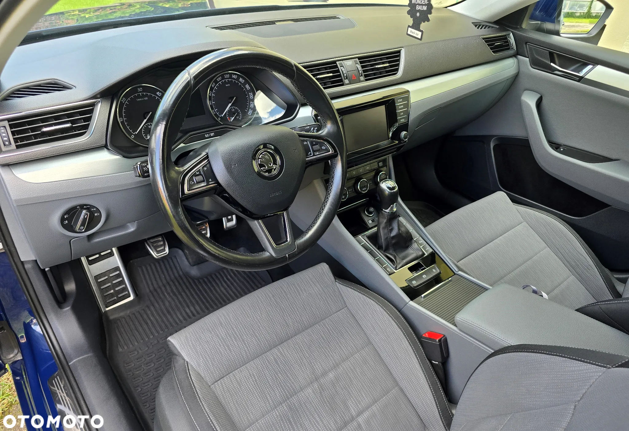 Skoda Superb 1.6 TDI Ambition - 14
