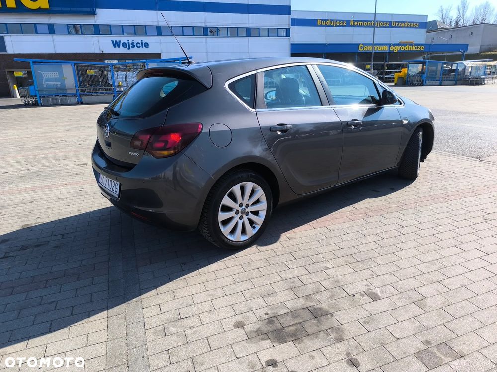 Opel Astra 1.4 T Cosmo - 1