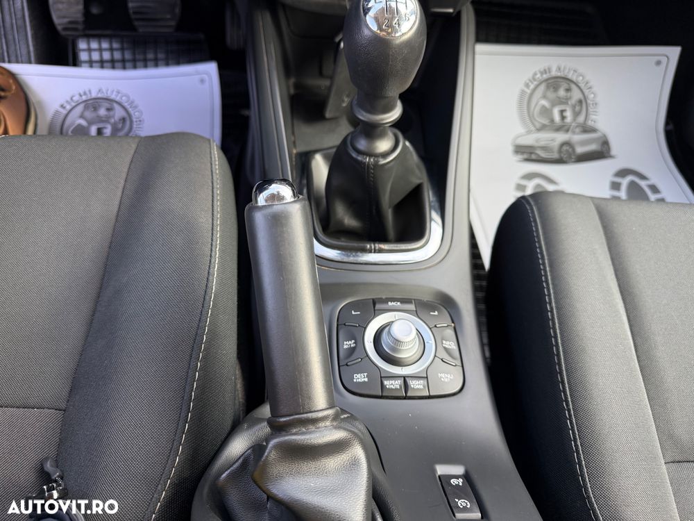 Renault Megane 1.5 dCi Expression - 14