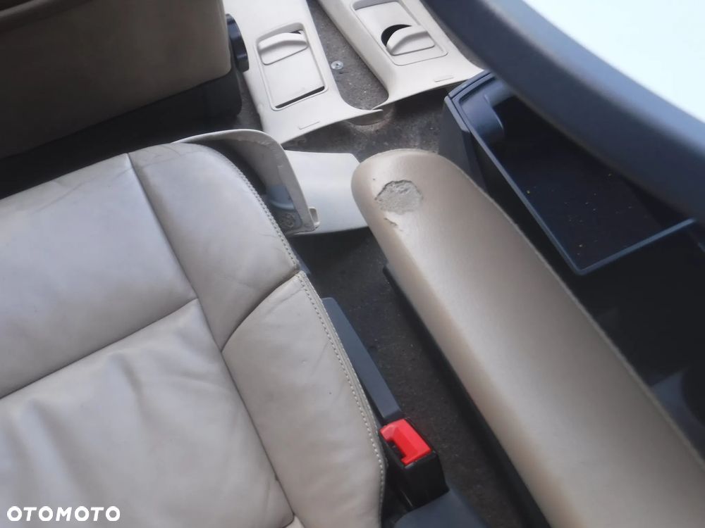 Vw T5 Lift T6 multivan fotele siedzenia grzane  kanapa skory stolik przekladka 2 X drzwi boczki roletki kpl - 16