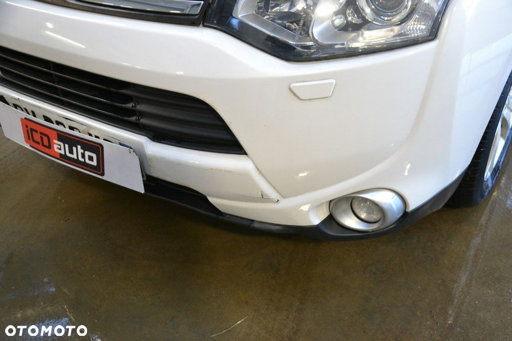 Mitsubishi Outlander - 22