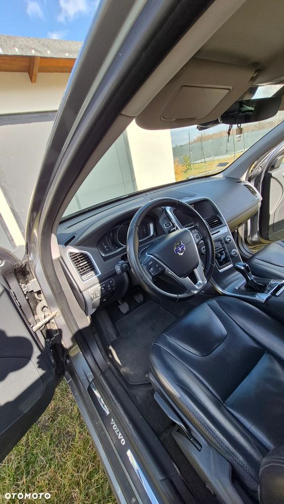 Volvo XC 60 - 14