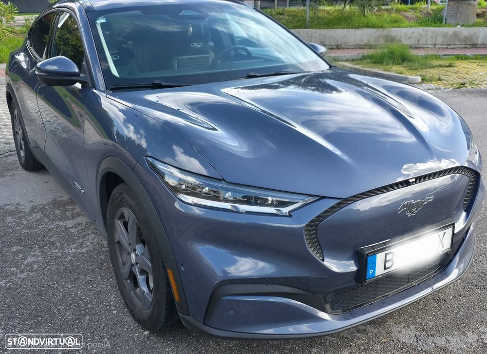 Ford Mustang Mach-E 75.7 kWh Base - 2