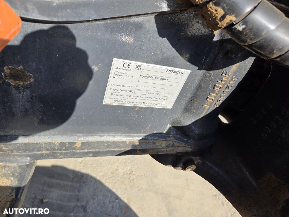 Hitachi 5,1tone, 2023/12, 2.229h, ZX48U-6, Adanc sapare 4m, CUPLA RAPIDA HIDRAULICA+3 CUPE, LAMA NIVELARE, Aer conditionat, inst picon pe brate, latime 2m, incarcarca 8x4, Antifurt, posibil leasing 4 ani, PROMOTIE 37900 EUR+Tva - 13